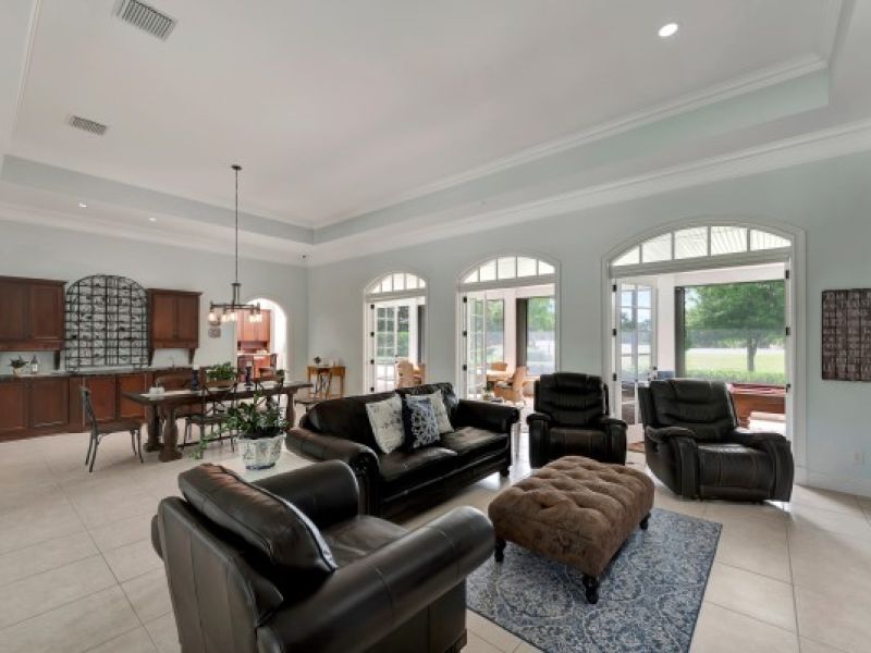 1100 Carolina Circle SW